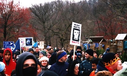 crowd...