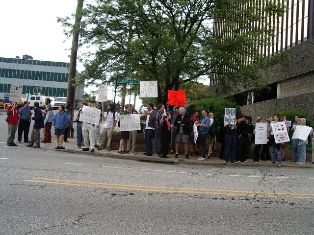 Crowd...