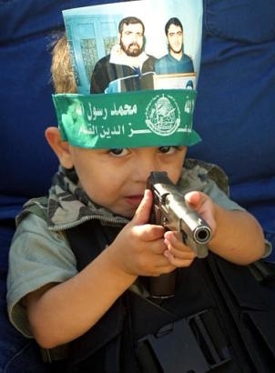 Palestinians Love Pe...