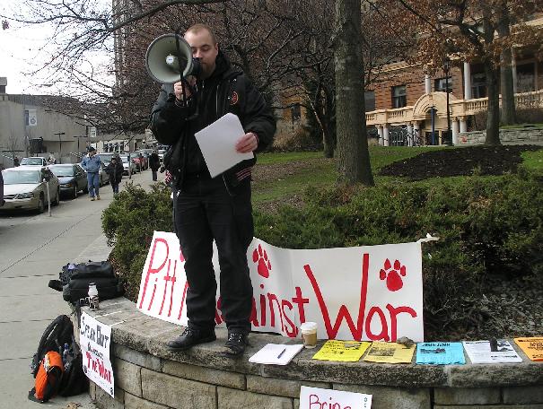 pitt against war...