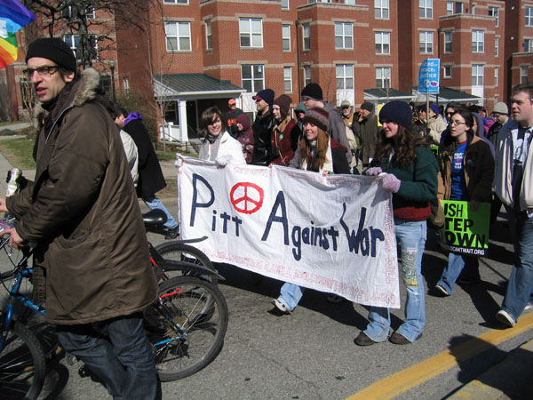 pitt against war...