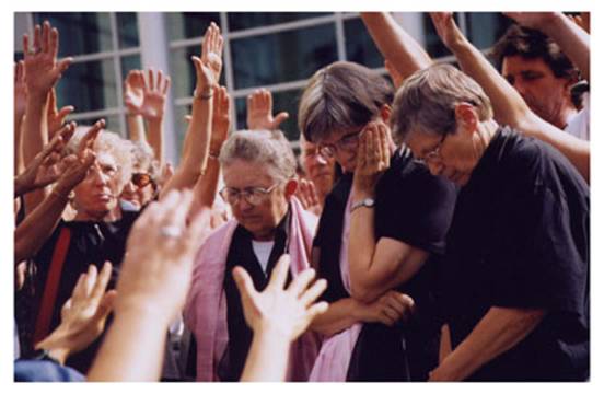 Sisters Carol Gilber...