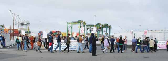 Longshore Workers Ho...