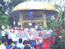 PHILIPPINES: Gloria Arroyo is a Human Rights Violator! 
