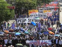 PHILIPPINES: Sentro, Nagkaisa herald new era of labor unity